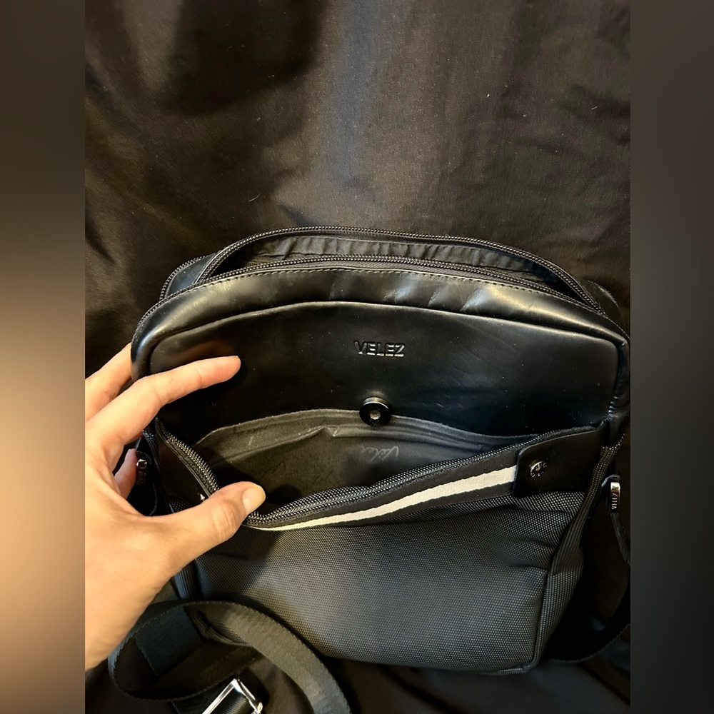 VÉLEZ GENUINE LEATHER BAG - Picture 2 of 11